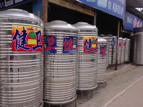 保溫不銹鋼水箱報價與廠家選擇，不銹鋼水箱拉絲工藝解析